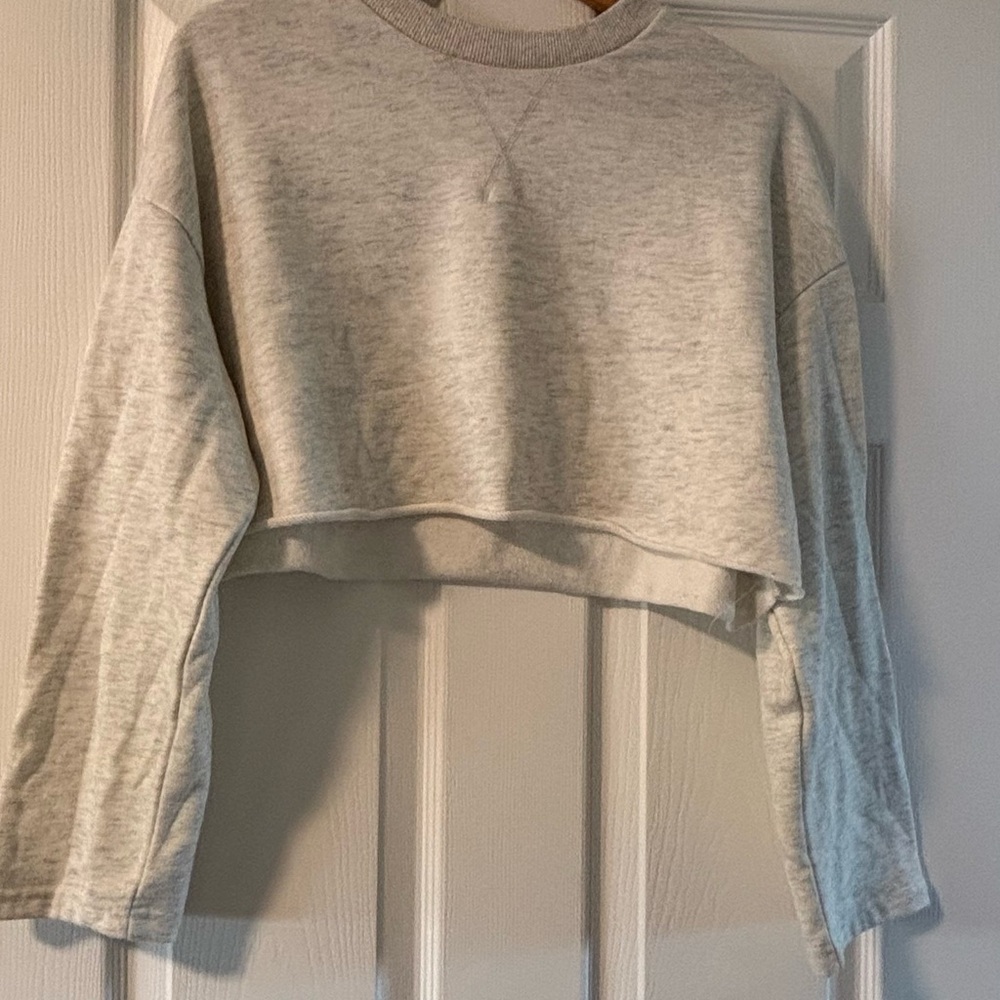 Superdown Light Gray Boxy Cropped Sweatshirt - image 1